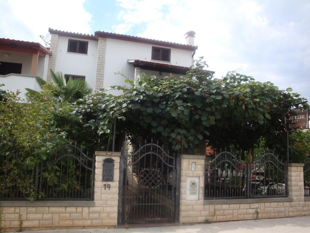 Apartments Sasha Пула Экстерьер фото